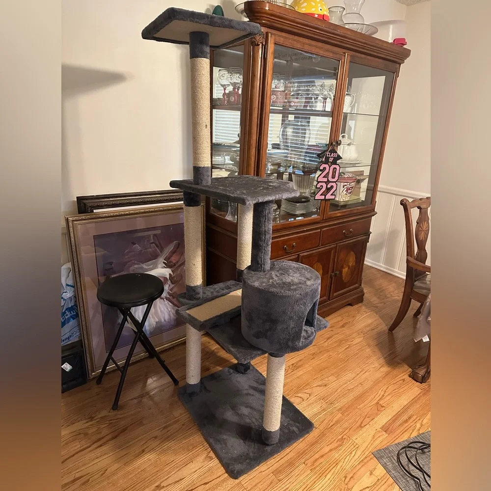 Whisker City Cat Tree with instructions